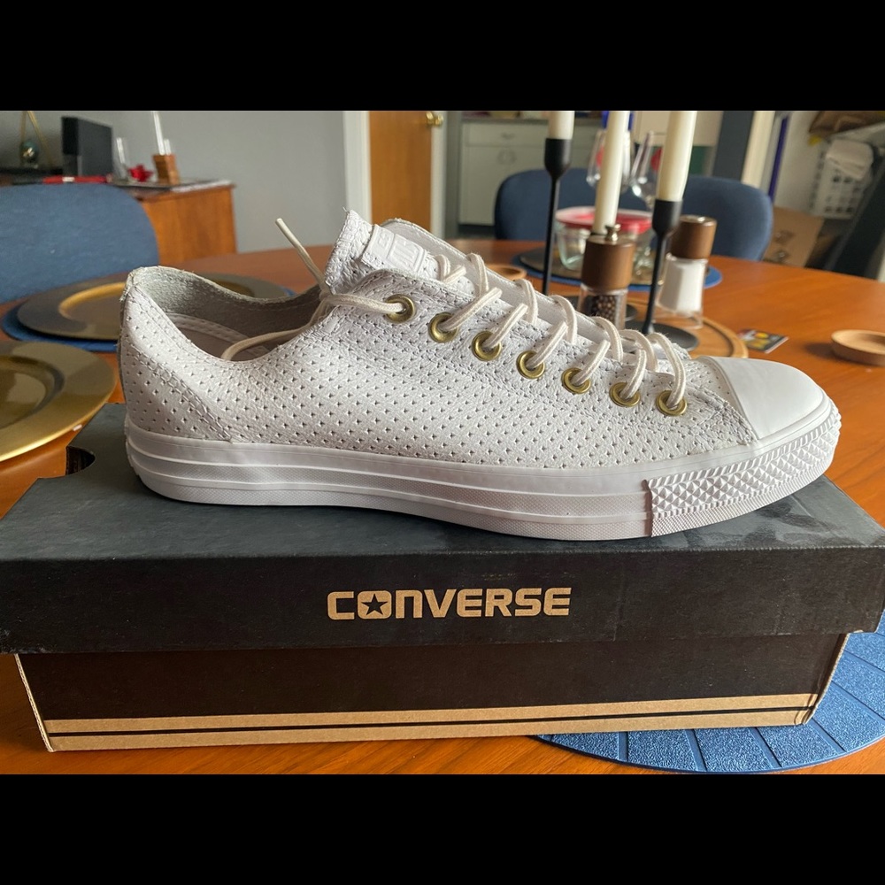 Leather Low Top Converse